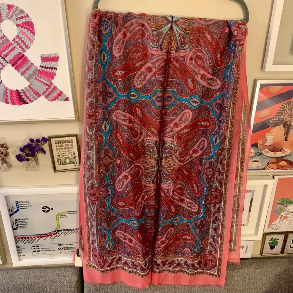 Silk blend patterned scarf - Picture 5 of 6